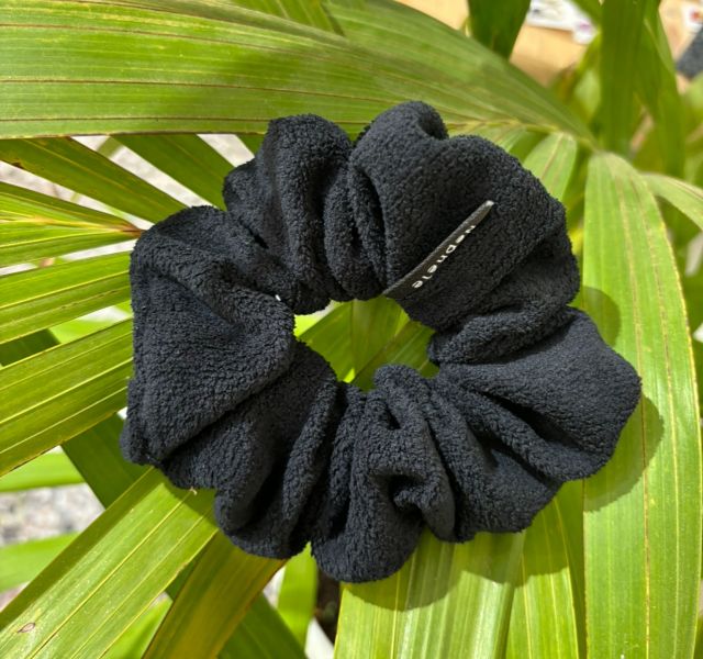 Scrunchie "Teddy" Black